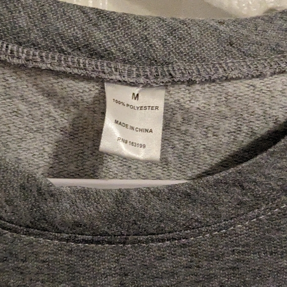 3/$15🧡 Style B Women's Sweat Shirt Top - Picture 6 of 6